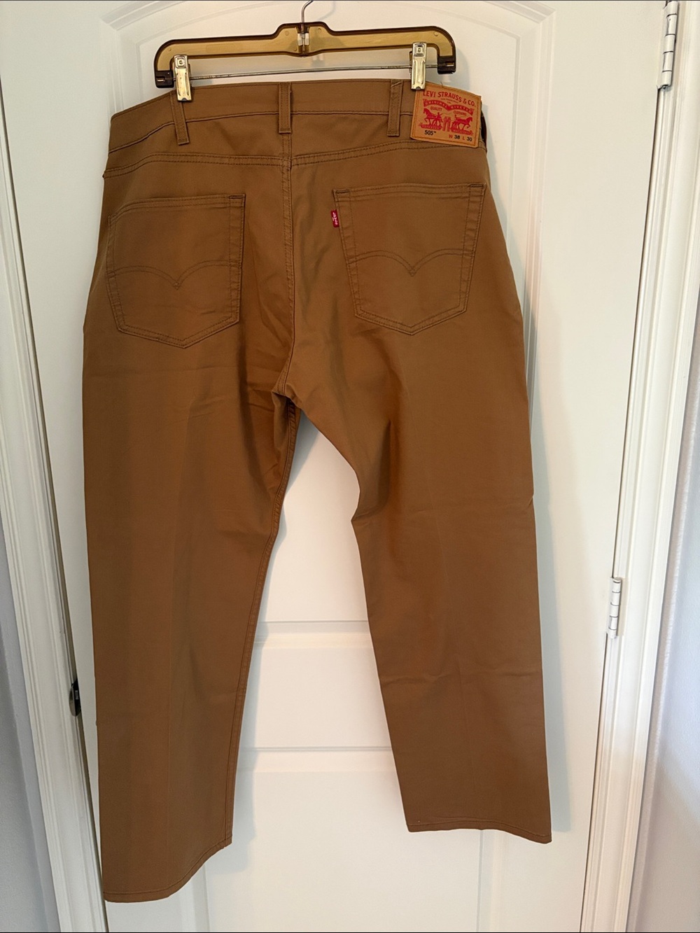 Levi's Men's Khaki Brown Chinos - Classic Straight Fit